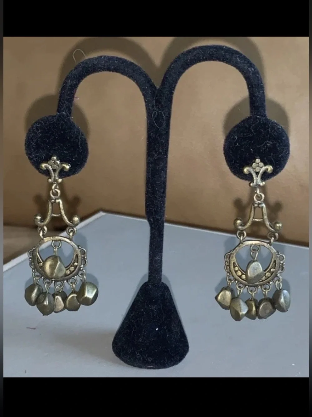 🎯 Vintage Antique-Style Brass Dangle Earrings
